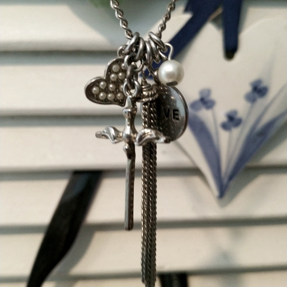 Costume necklace